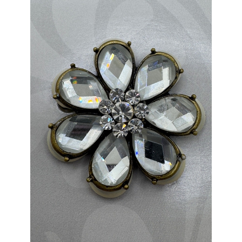 Wrights Mode Jolie Clear Crystal Flower Brooch Antique Brass Tone Pin 1.5 Inch